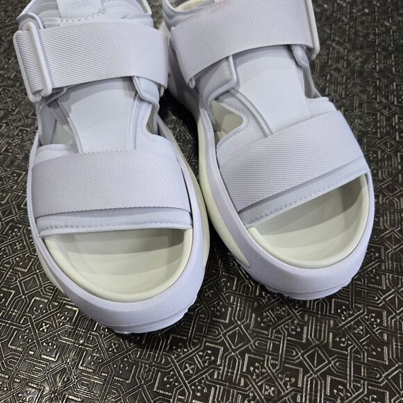 🐢 Adidas NWT Mehana Sandals. - Picture 6 of 13